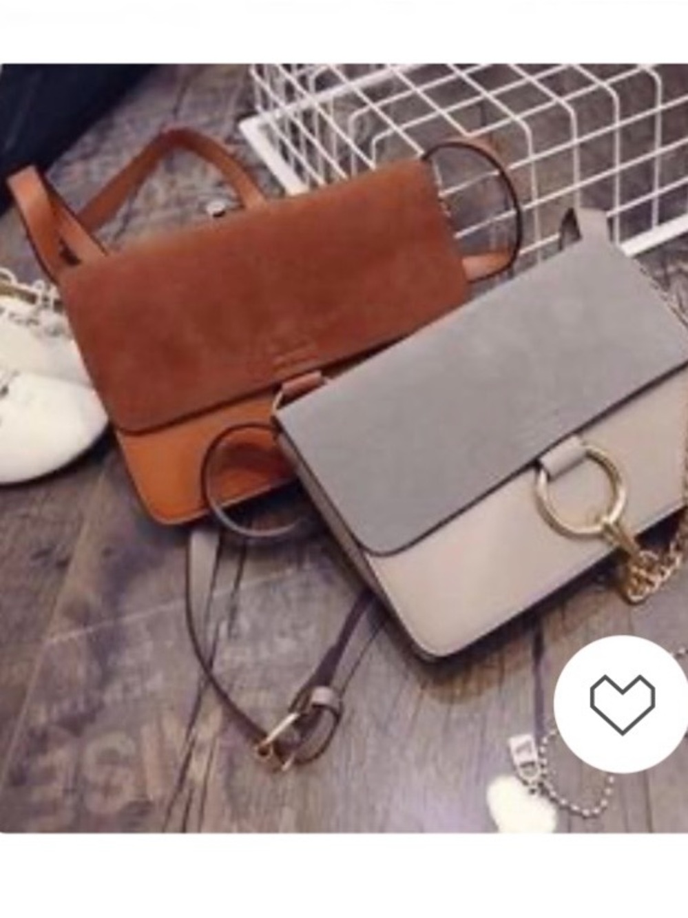 Circle ring crossbody bag - Picture 2 of 8